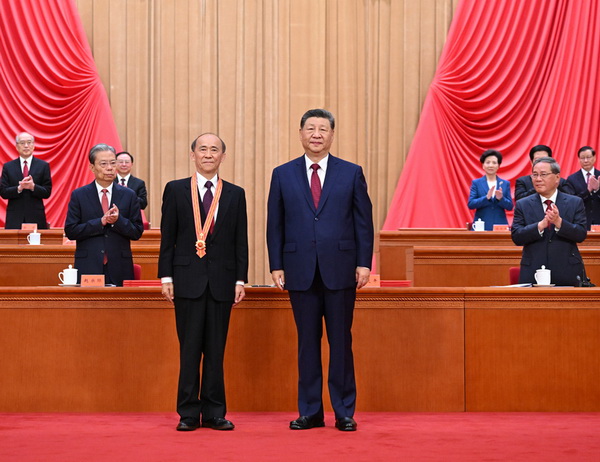 庆祝中国共产党成立105周年大会在京隆重举行_中华人民共和国驻新加坡